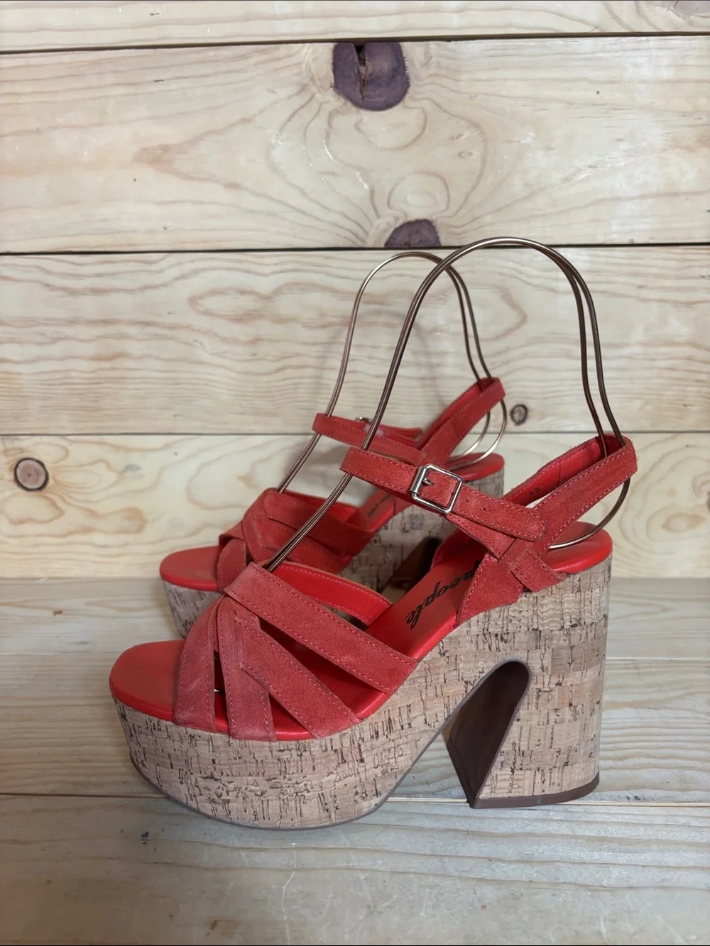 Free People Lisbon Sunstar platform sandals size 38 US 7.5